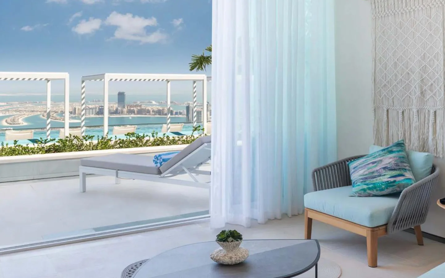 VALE, Dubai Investment Portfolio